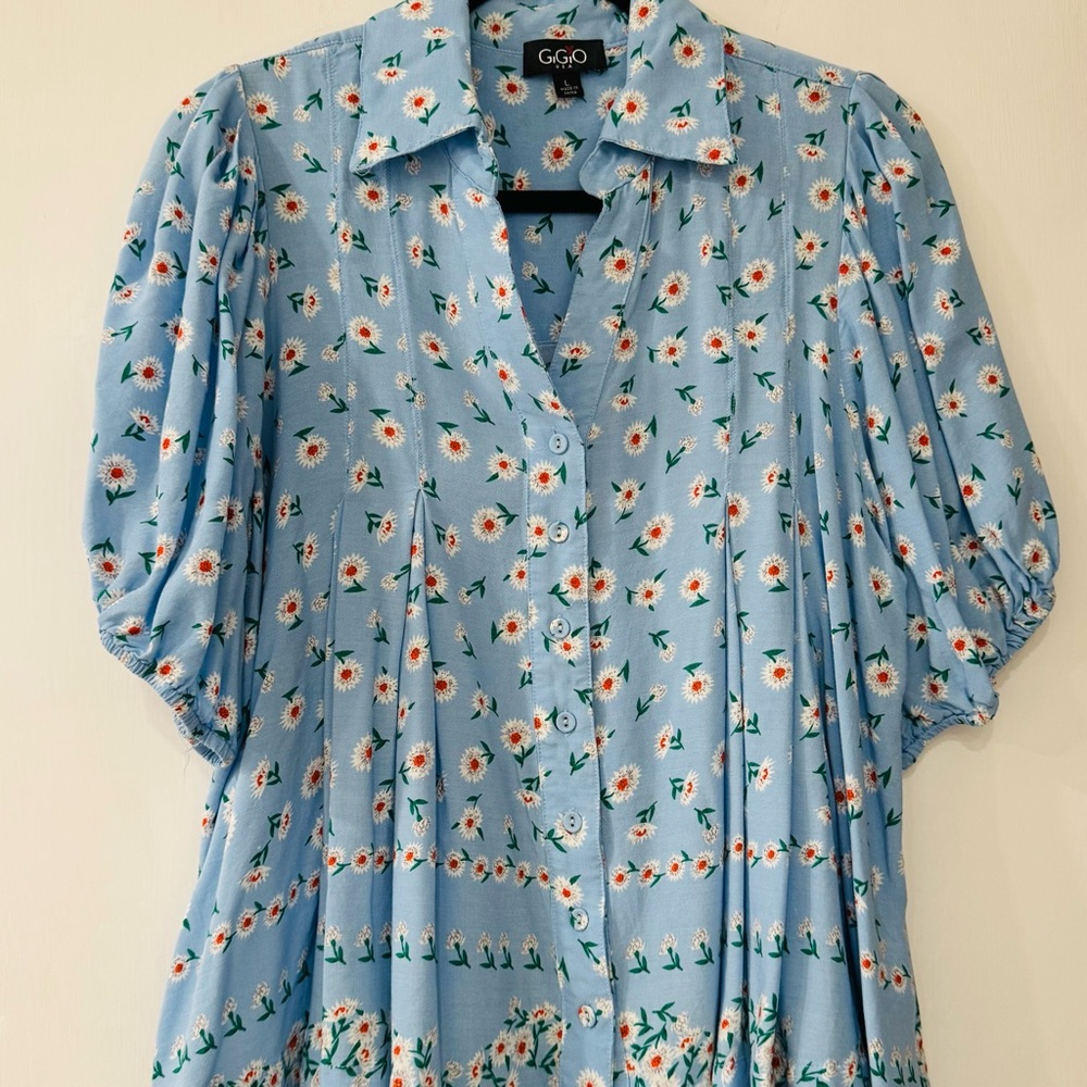 GiGio Sky Blue Daisy Print Blouse